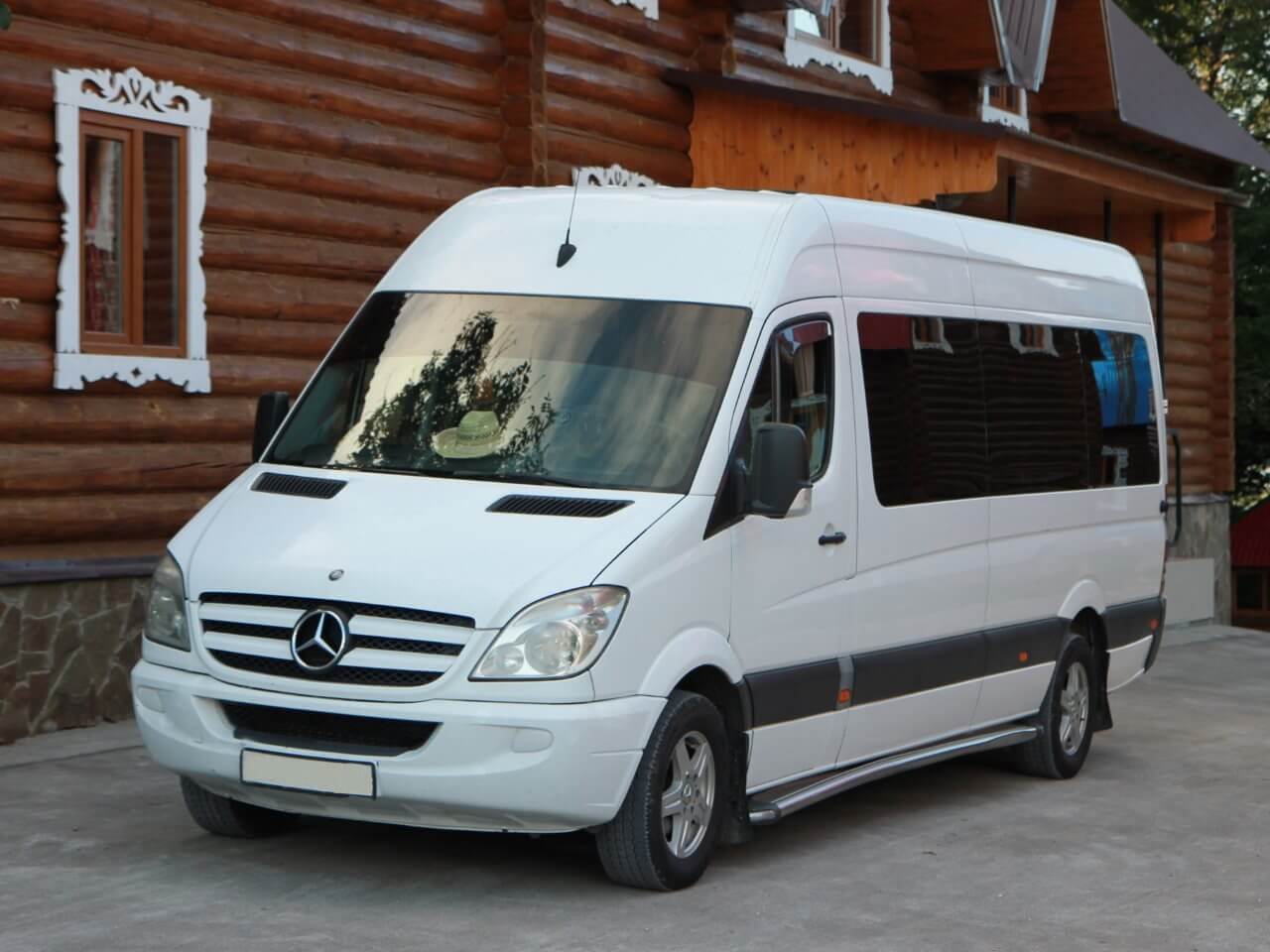 Mercedes-Benz Sprinter 311