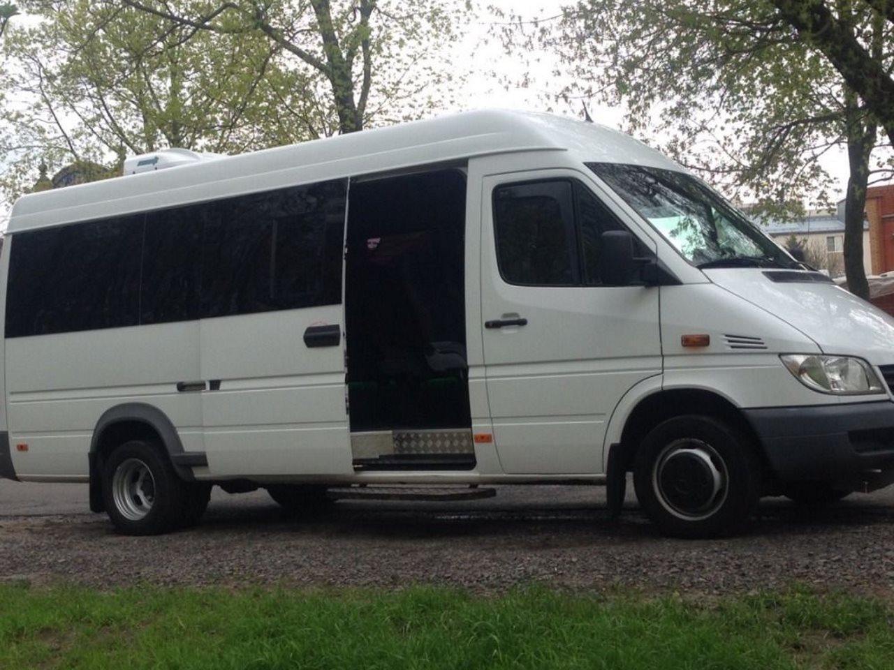 Mercedes-Benz Sprinter 413