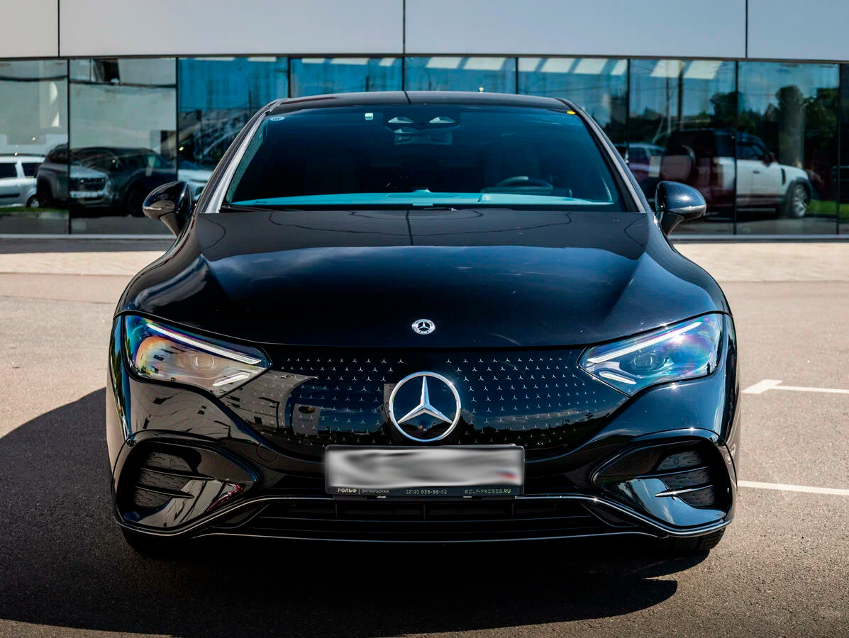 Аренда Mercedes EQE